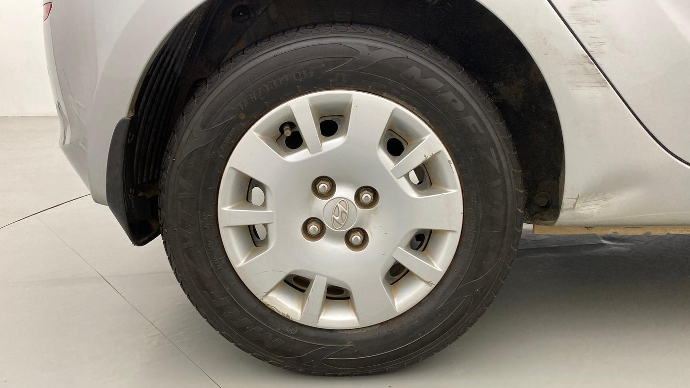 2013 Hyundai i20 MAGNA (O) 1.2, Petrol, Manual, 61,452 km, Right Rear Wheel