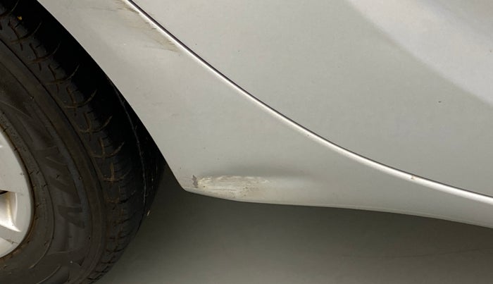 2013 Hyundai i20 MAGNA (O) 1.2, Petrol, Manual, 61,452 km, Right running board - Slightly dented