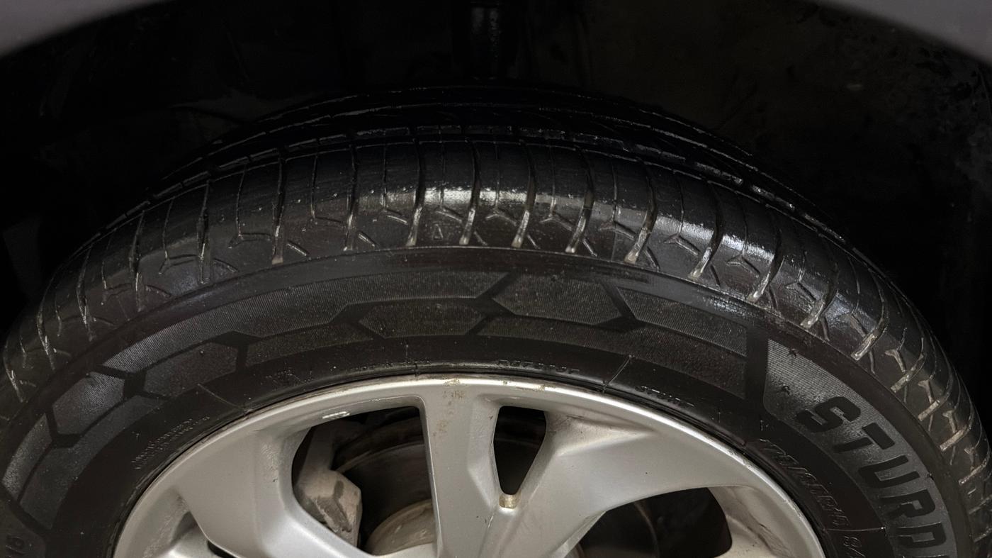 2019 Honda Amaze 1.2L I-VTEC VX CVT, Petrol, Automatic, 70,873 km, Left Front Tyre Tread
