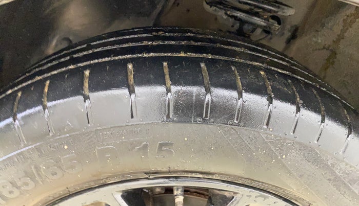 2019 Maruti IGNIS ZETA 1.2 AMT, CNG, Automatic, 85,452 km, Left Front Tyre Tread