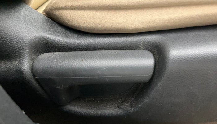 2017 Honda City 1.5L I-VTEC S MT, Petrol, Manual, 88,544 km, Driver Side Adjustment Panel