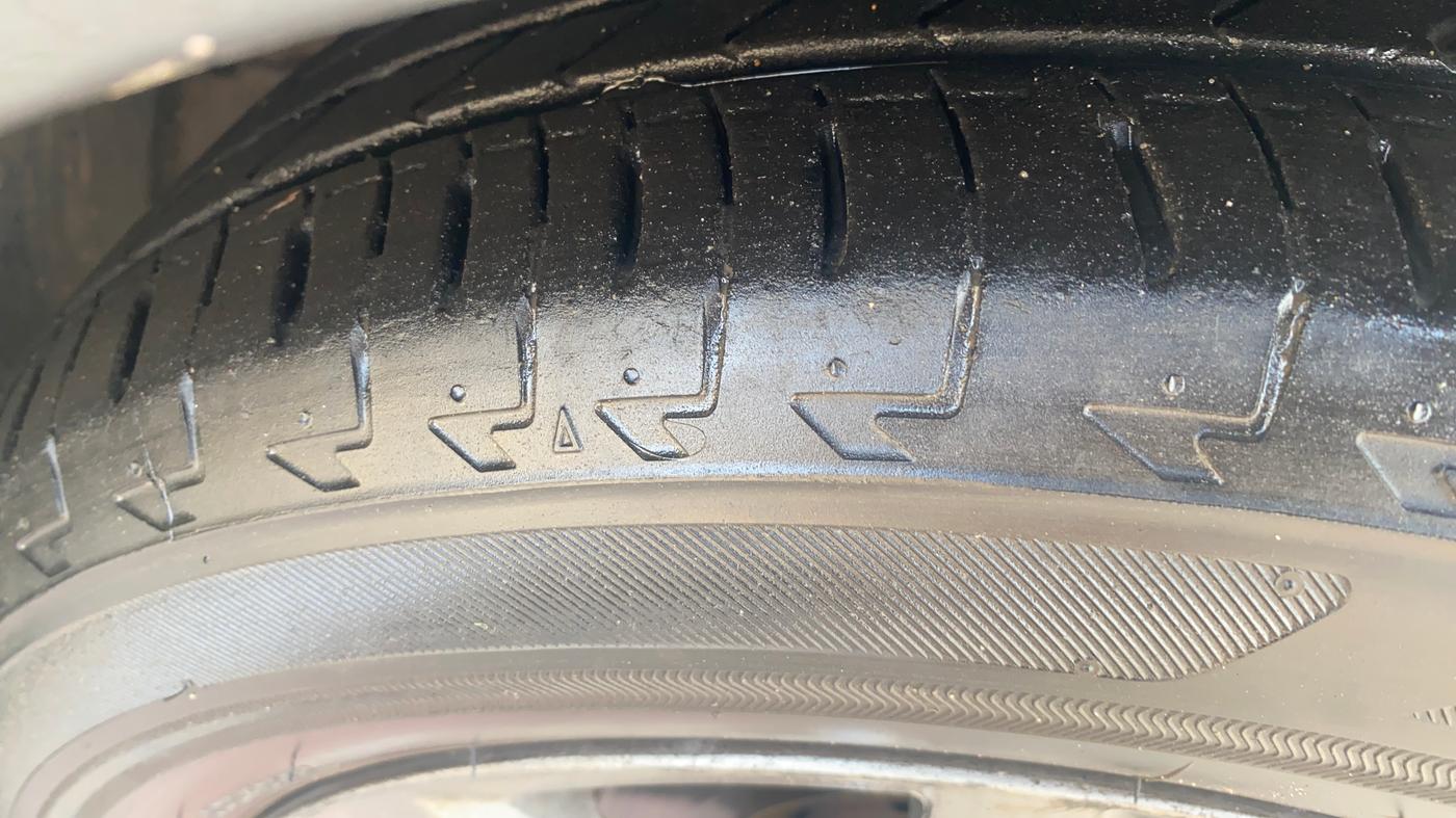 2019 Volkswagen Polo GT TSI AT, Petrol, Automatic, 1,02,869 km, Right Front Tyre Tread