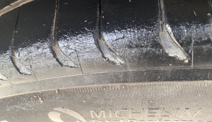 2016 Hyundai Creta SX PLUS AT 1.6 PETROL, Petrol, Automatic, 99,170 km, Left Front Tyre Tread