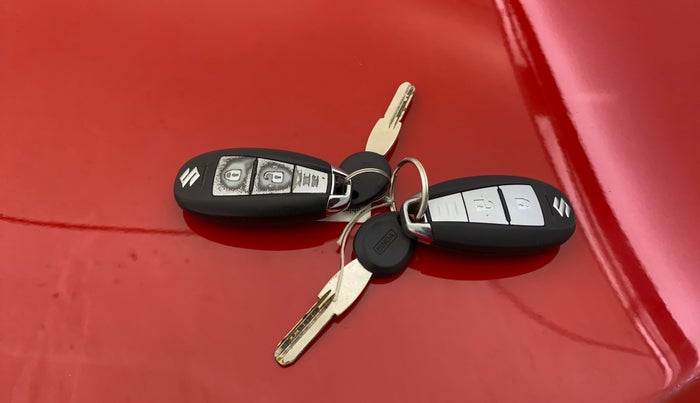 2017 Maruti Baleno ALPHA PETROL 1.2, Petrol, Manual, 73,219 km, Key Close Up