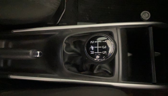 2017 Maruti Baleno ALPHA PETROL 1.2, Petrol, Manual, 73,219 km, Gear Lever