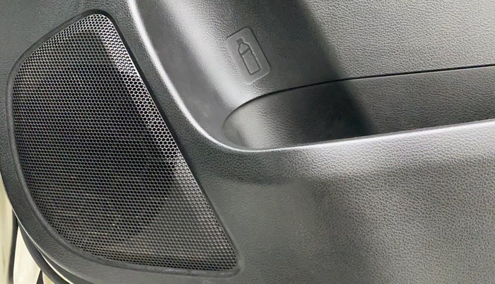 2019 Maruti XL6 ALPHA AT, Petrol, Automatic, 41,276 km, Speaker