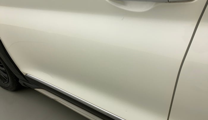 2019 Maruti XL6 ALPHA AT, Petrol, Automatic, 41,276 km, Front passenger door - Minor scratches