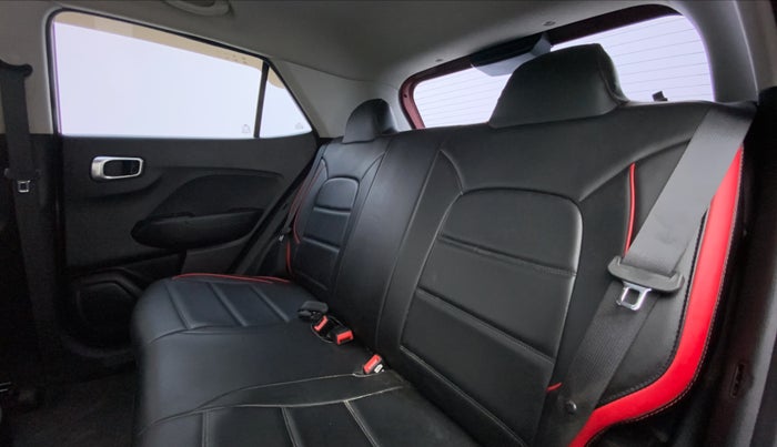 2019 Hyundai VENUE S MT 1.2 KAPPA, Petrol, Manual, 16,759 km, Right Side Rear Door Cabin