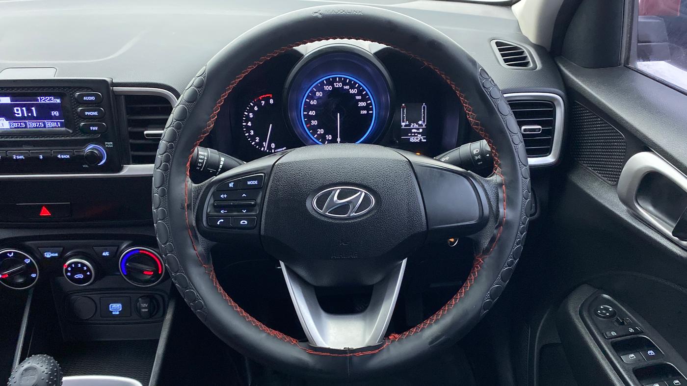 2019 Hyundai VENUE S MT 1.2 KAPPA, Petrol, Manual, 16,759 km, Steering Wheel Close Up