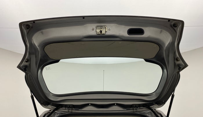 2015 Maruti Celerio VXI AGS, CNG, Automatic, 41,585 km, Boot Door Open