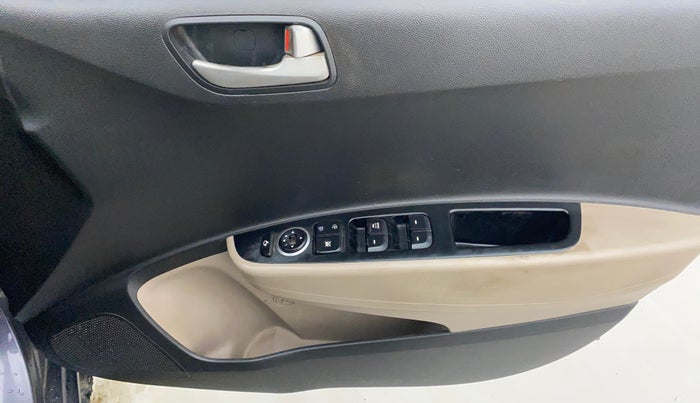 2014 Hyundai Grand i10 SPORTZ 1.2 KAPPA VTVT, Petrol, Manual, 94,819 km, Driver Side Door Panels Control