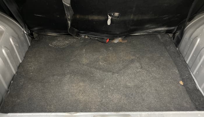 2018 Renault Kwid RXT 1.0 AMT, Petrol, Automatic, 68,300 km, Boot Inside