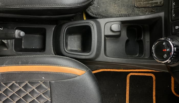 2018 Renault Kwid RXT 1.0 AMT, Petrol, Automatic, 68,300 km, Gear Lever