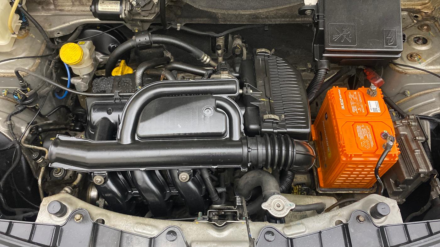 2018 Renault Kwid RXT 1.0 AMT, Petrol, Automatic, 68,300 km, Engine View