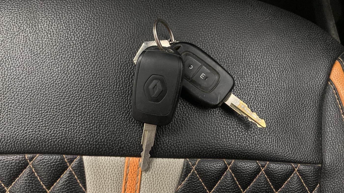 2018 Renault Kwid RXT 1.0 AMT, Petrol, Automatic, 68,300 km, Key Close Up