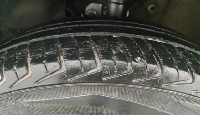 2020 Maruti New Wagon-R LXI CNG (O) 1.0, CNG, Manual, 71,689 km, Left Front Tyre Tread