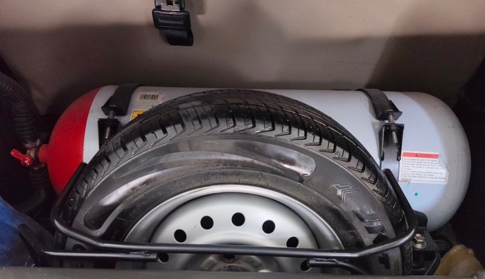 2020 Maruti New Wagon-R LXI CNG (O) 1.0, CNG, Manual, 71,689 km, Spare Tyre