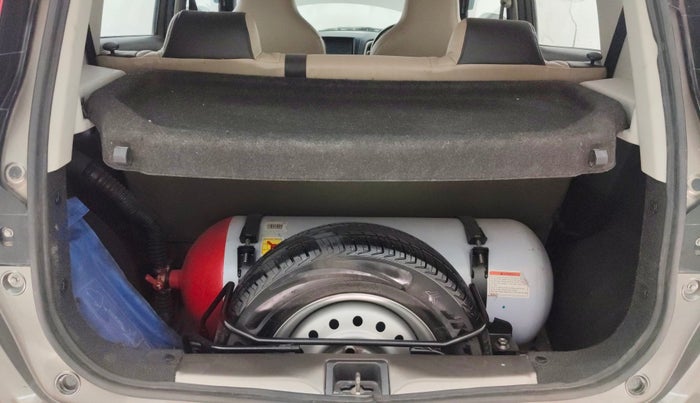 2020 Maruti New Wagon-R LXI CNG (O) 1.0, CNG, Manual, 71,689 km, Boot Inside