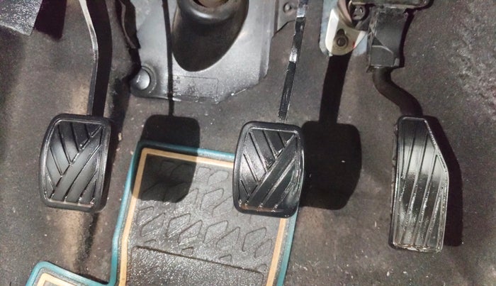 2020 Maruti New Wagon-R LXI CNG (O) 1.0, CNG, Manual, 71,689 km, Pedals