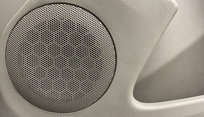 2013 Nissan Terrano XL P, Petrol, Manual, 90,264 km, Speaker