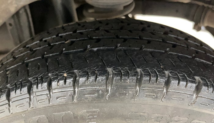 2015 Maruti Alto K10 VXI AMT, Petrol, Automatic, 31,358 km, Left Rear Tyre Tread