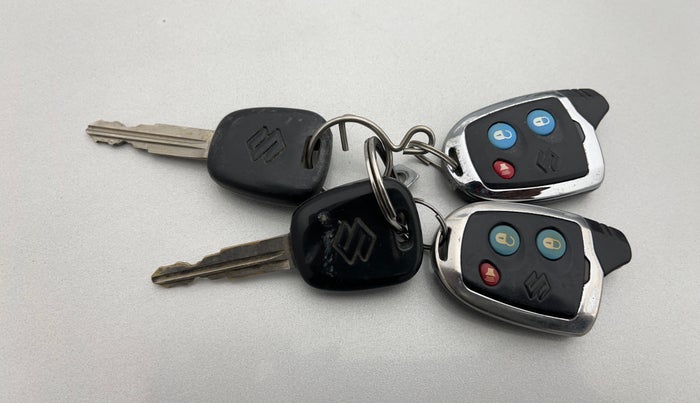 2015 Maruti Alto K10 VXI AMT, Petrol, Automatic, 31,358 km, Key Close Up