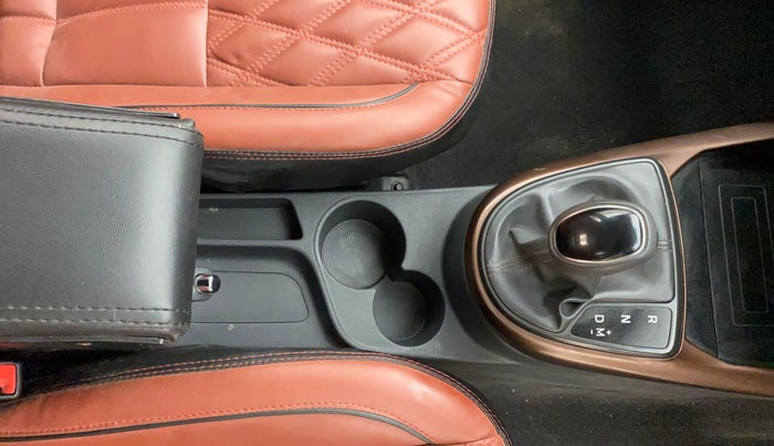 2021 Hyundai AURA SX PLUS 1.2 AMT, Petrol, Automatic, 40,109 km, Gear Lever