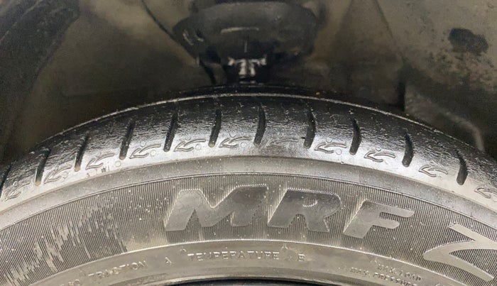 2021 Hyundai AURA SX PLUS 1.2 AMT, Petrol, Automatic, 40,109 km, Right Front Tyre Tread