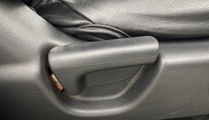 2017 Honda WR-V 1.2L I-VTEC VX MT, Petrol, Manual, 58,432 km, Driver Side Adjustment Panel