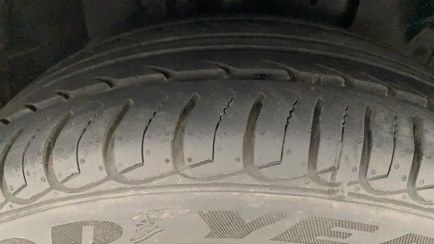 2020 Ford Ecosport TITANIUM 1.5L PETROL, Petrol, Manual, 25,566 km, Right Front Tyre Tread