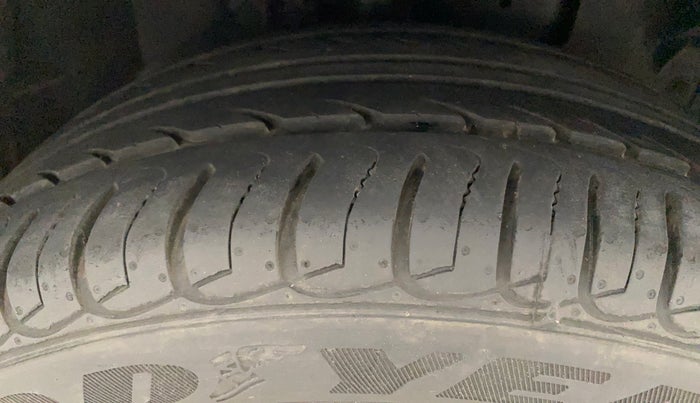 2020 Ford Ecosport TITANIUM 1.5L PETROL, Petrol, Manual, 25,566 km, Right Front Tyre Tread