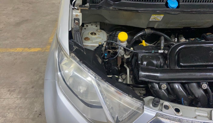 2016 Datsun Redi Go T (O), Petrol, Manual, 32,188 km, Engine View - Right