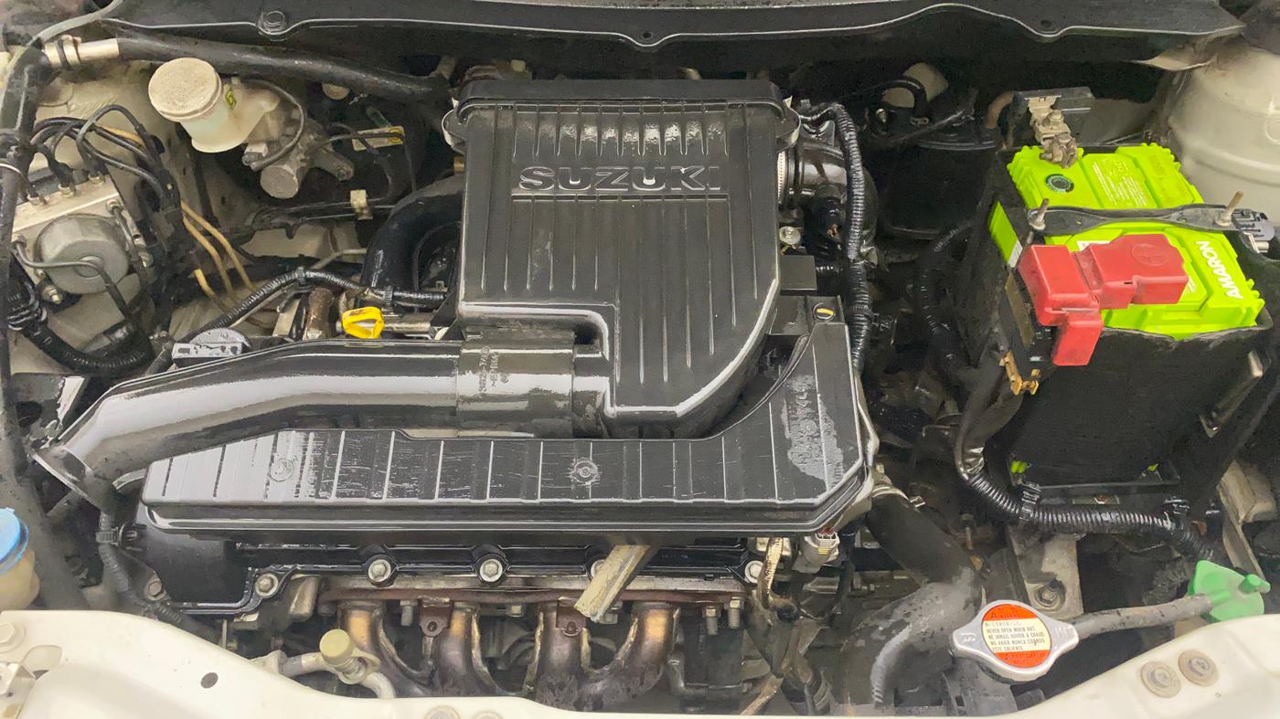 2016 Maruti Swift VXI O, Petrol, Manual, 67,906 km, Engine View