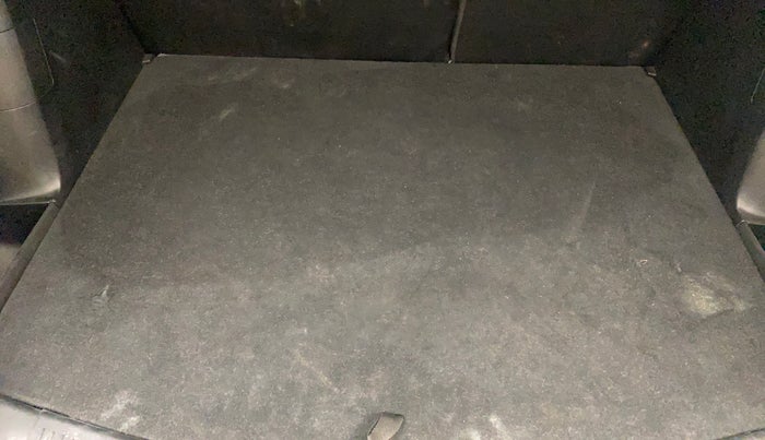 2019 Maruti S Cross DELTA 1.3, Diesel, Manual, 1,03,895 km, Boot Inside