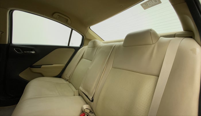 2017 Honda City 1.5L I-VTE V CVT, Petrol, Automatic, 58,056 km, Right Side Rear Door Cabin