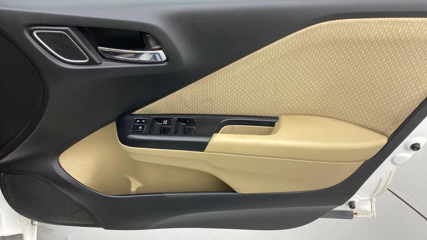 2017 Honda City 1.5L I-VTE V CVT, Petrol, Automatic, 58,056 km, Driver Side Door Panels Control
