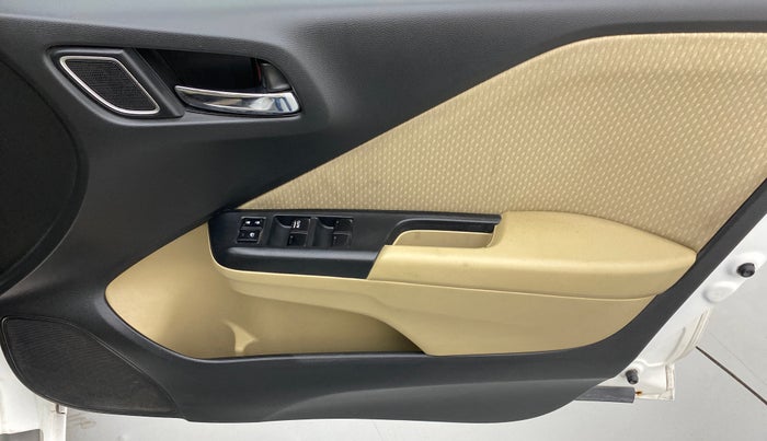 2017 Honda City 1.5L I-VTE V CVT, Petrol, Automatic, 58,056 km, Driver Side Door Panels Control