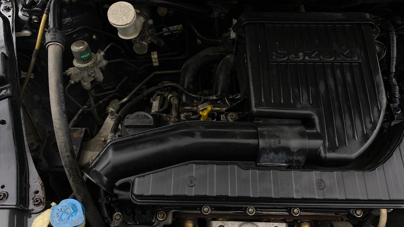 2015 Maruti Swift VXI, Petrol, Manual, 46,587 km, Engine View - Right