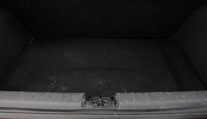 2021 Hyundai GRAND I10 NIOS SPORTZ AMT 1.2 KAPPA VTVT, Petrol, Automatic, 52,195 km, Boot Inside