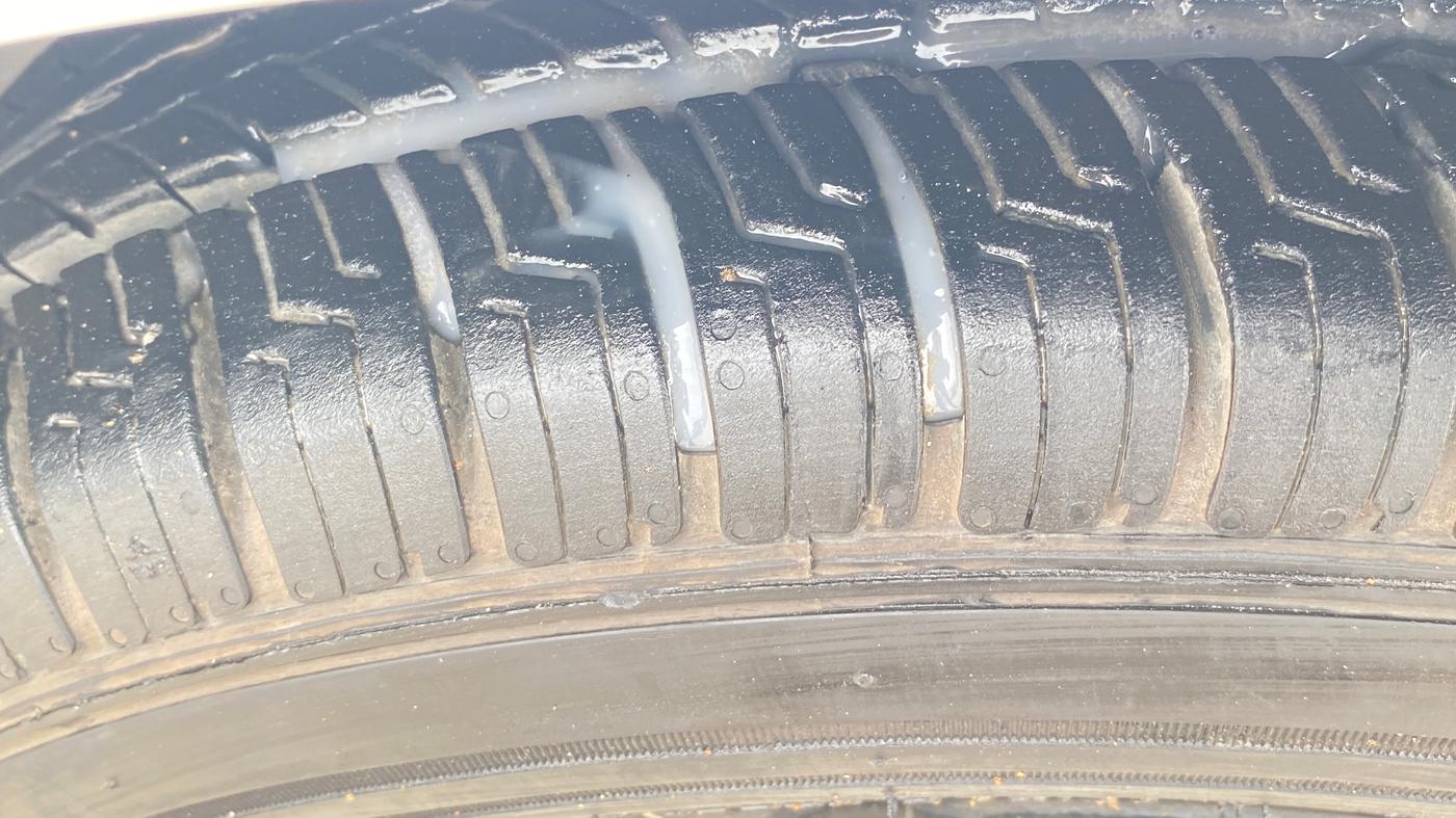 2019 Hyundai Grand i10 SPORTZ 1.2 KAPPA VTVT, Petrol, Manual, 67,838 km, Left Front Tyre Tread