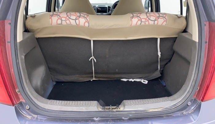 2014 Hyundai Grand i10 MAGNA 1.2 KAPPA VTVT, Petrol, Manual, 70,193 km, Boot Inside