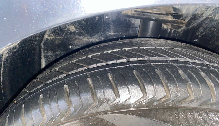 2018 Toyota YARIS G MT, Petrol, Manual, 44,207 km, Left Front Tyre Tread