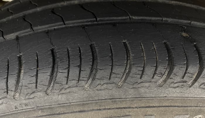 2019 Maruti S PRESSO VXI, Petrol, Manual, 41,967 km, Right Rear Tyre Tread