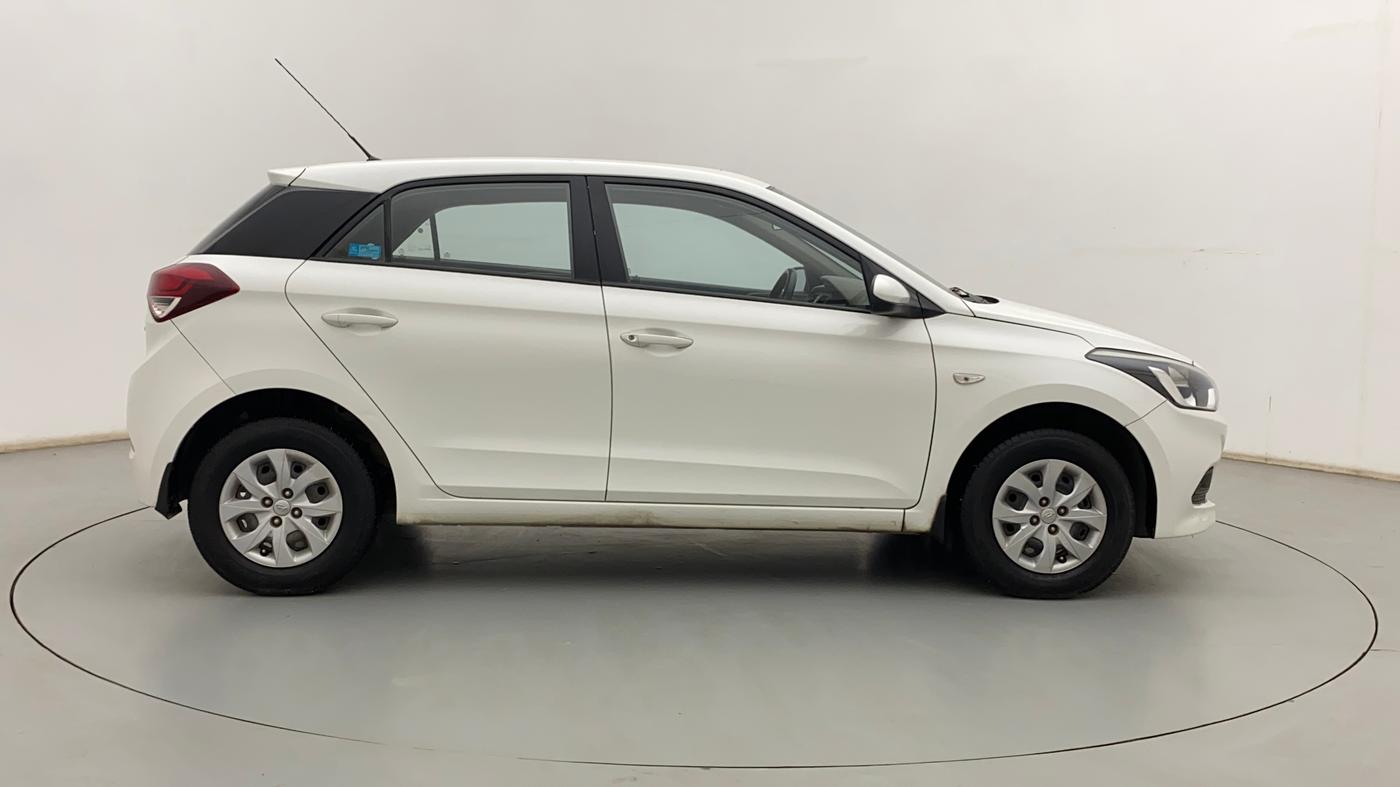 2016 Hyundai Elite i20 MAGNA 1.2, Petrol, Manual, 67,158 km, Right Side View