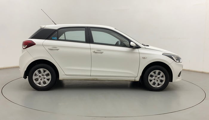 2016 Hyundai Elite i20 MAGNA 1.2, Petrol, Manual, 67,158 km, Right Side View