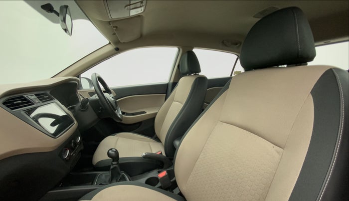 2016 Hyundai Elite i20 MAGNA 1.2, Petrol, Manual, 67,158 km, Right Side Front Door Cabin