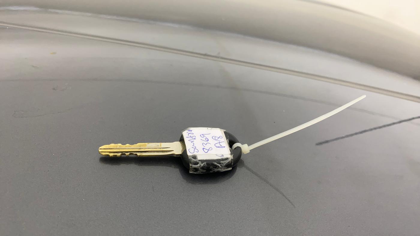 2020 Hyundai NEW SANTRO MAGNA, Petrol, Manual, 43,885 km, Key Close Up
