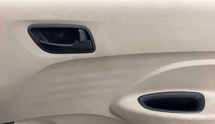 2020 Hyundai NEW SANTRO MAGNA, Petrol, Manual, 43,885 km, Driver Side Door Panels Control