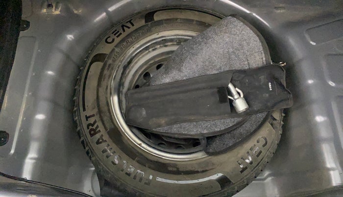 2020 Hyundai NEW SANTRO MAGNA, Petrol, Manual, 43,885 km, Spare Tyre