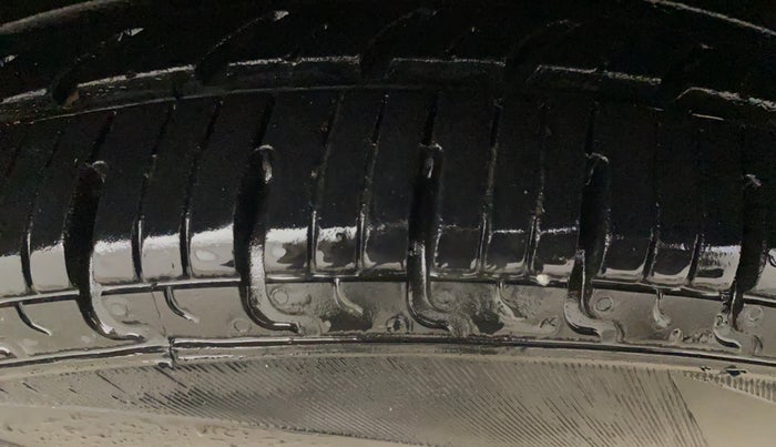 2020 Hyundai NEW SANTRO MAGNA, Petrol, Manual, 43,885 km, Right Front Tyre Tread